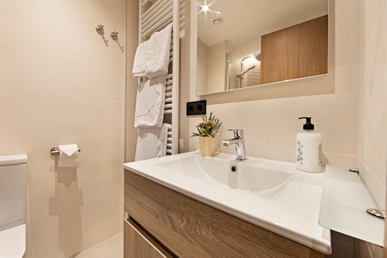 Colon 27 Aparthotel Palencia Exterior photo